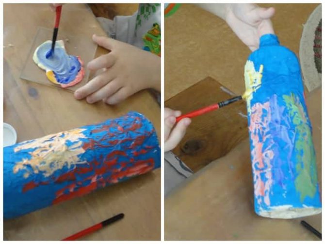 Декорирование предмета (вазы) с помощью мятой бумаги. Теперь можно проявить свою фантазию и предпочтения к цветовой гамме.
